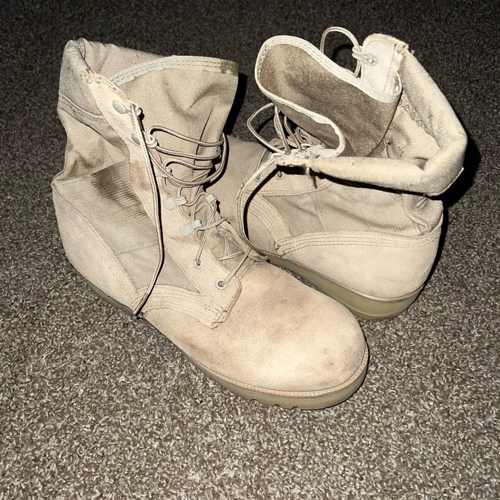 Vibram Vintage OG Coyote Desert Military Boots